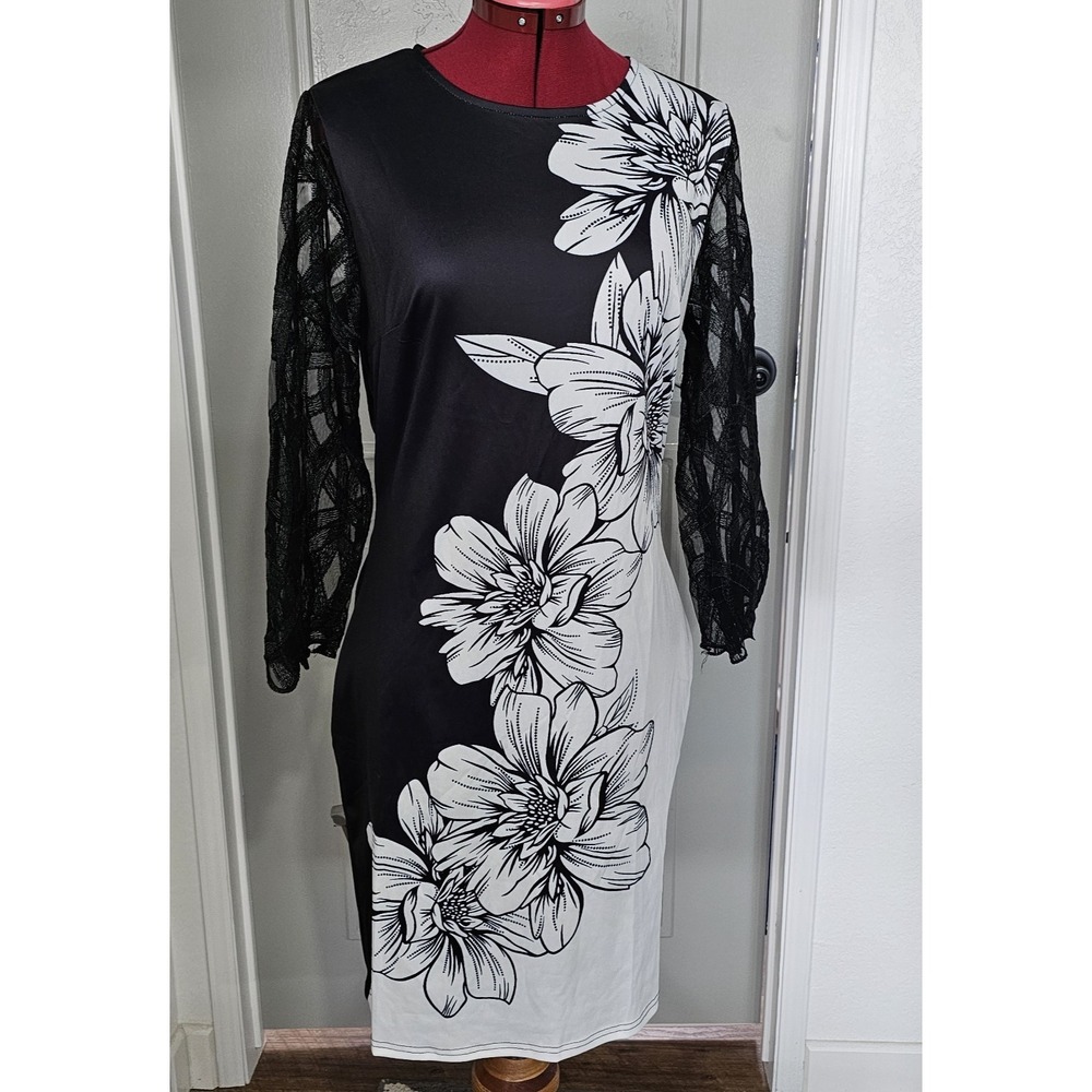 Black & white floral dress by Lapa 🖤🤍